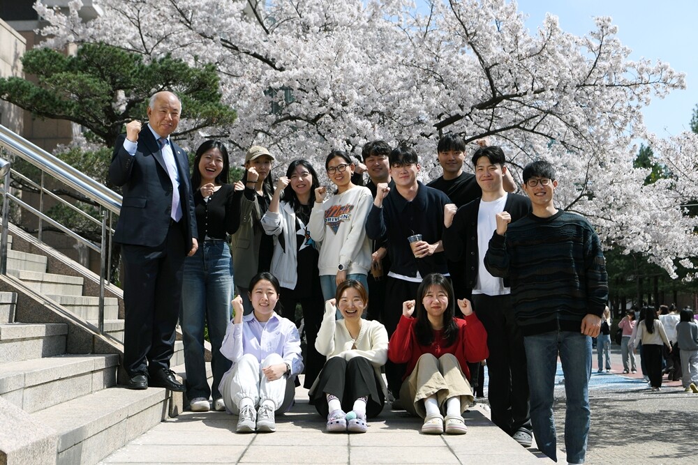국민대, ‘국민*벚꽃 사진관’ 행사
