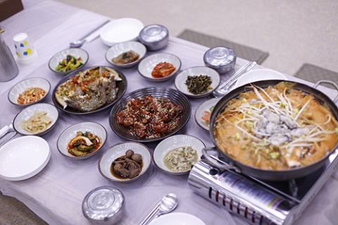 안면도 전통적인 음식, 43년 전통을 지켜온 맛집 수미정