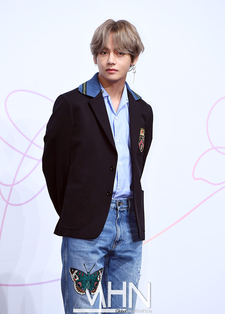 [문화포토] 방탄소년단 뷔 여심 꿰뚫는 심쿵 눈빛!