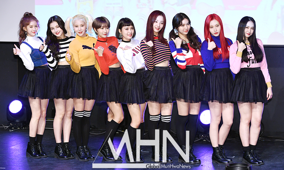 [MHN포토] 모모랜드 상큼 소녀미 뿜뿜~