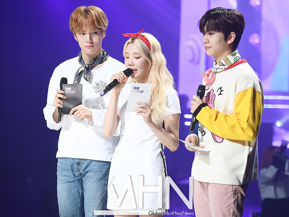 [MHN포토] 민혁-주이-호현 더쇼 MC, 눈호강 비주얼!