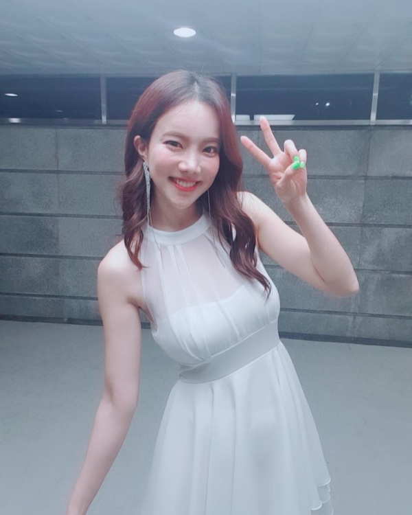 미스트롯 김나희 키, 몸매 화제...미녀 개그우먼에서 트로트가수로 탈바꿈!