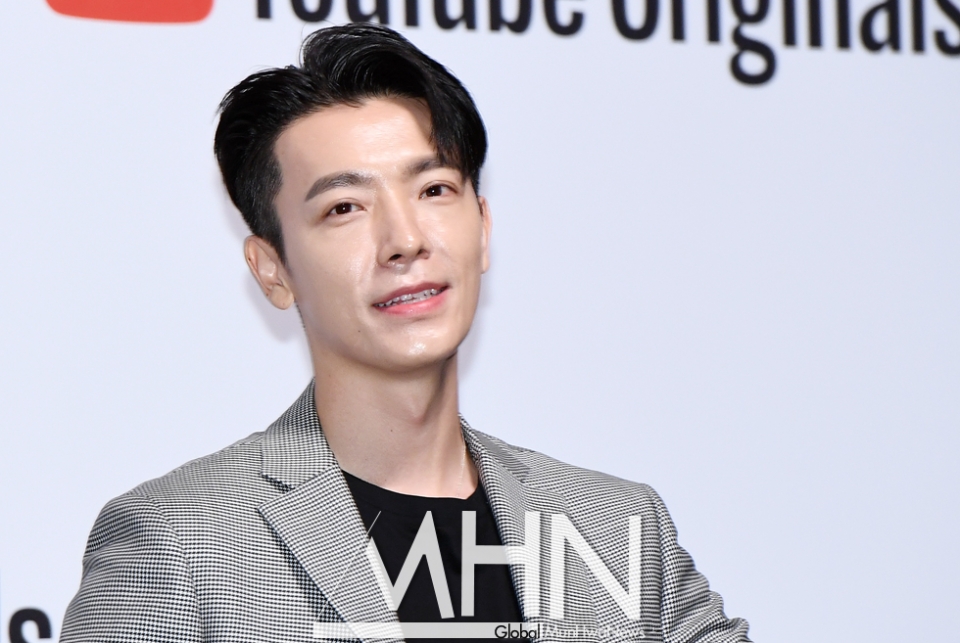 [MHN포토] 슈퍼주니어 동해 미소가 눈부셔