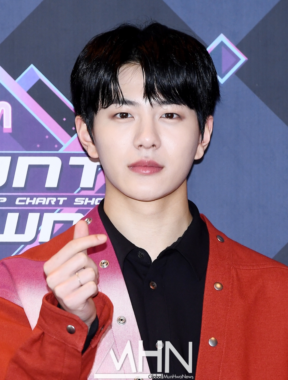[MHN포토] 골든차일드 보민 잘생겼다