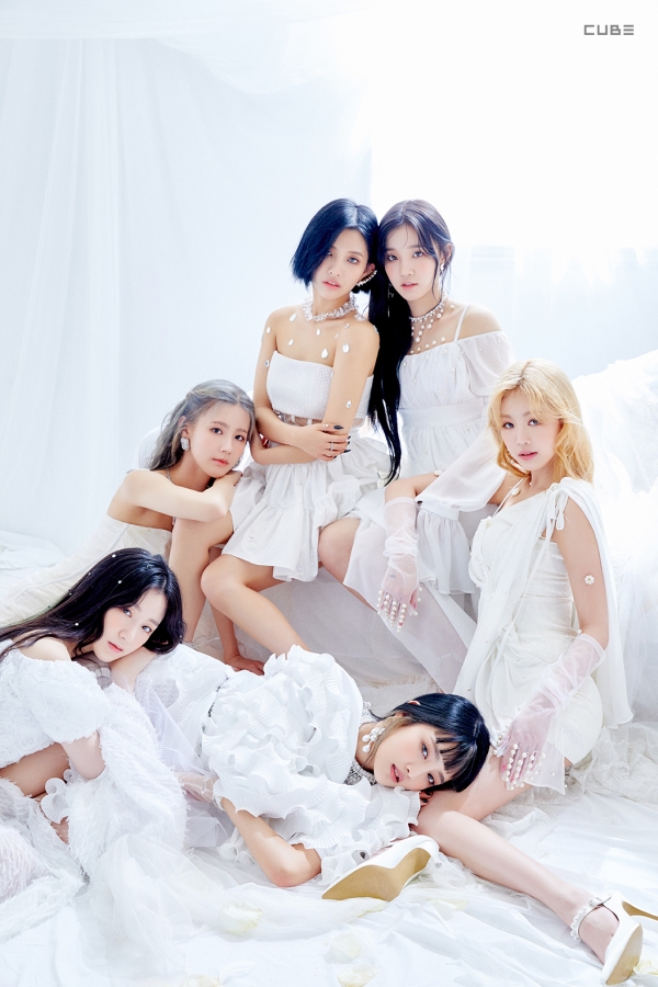 (여자)아이들, 아리아나 그란데 소속된 美 리퍼블릭 레코즈와 협업…미국 진출 본격화