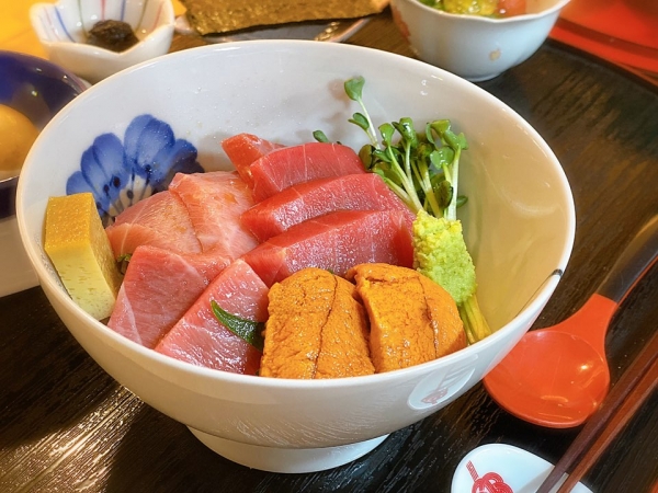 생방송 투데이 오늘 방송 맛집은 어디? 제주 명물 빵집, 제주 해변 소문난 갈비국수, 혼신의 맛 담은 해산물 덮밥 위치