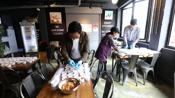 김영철의 동네 한 바퀴 대한민국 산업 중심지 서울 구로구... G 밸리, 가리봉동, 턴테이블 장인, 무쇠 해물 솥 밥집, 안양천, 항동 철길, 해남산... 
