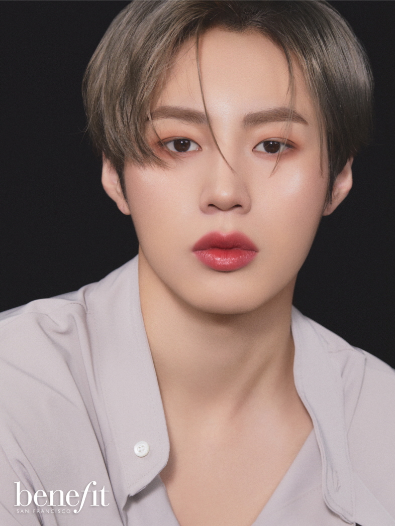 하성운, 입술도 예쁜 남자(화보)