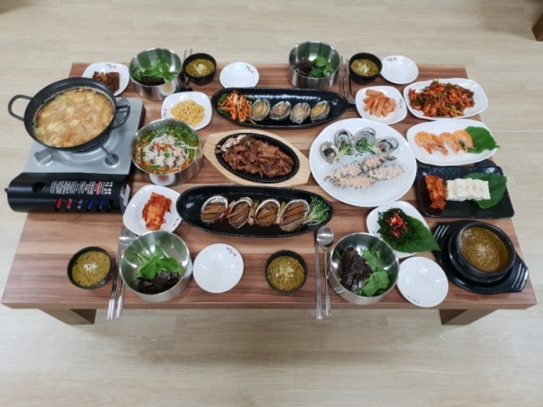 KBS 2TV 생생정보 오늘 맛집 위치는 어디? 전복, 햄버그스테이크, 육해공 코스 요리 맛집 소개