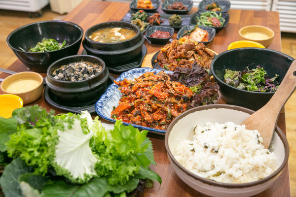 KBS 2TV 생생정보 오늘 방송 맛집 위치는? 돼지고기수육무침, 우렁쌈밥 맛집 소개