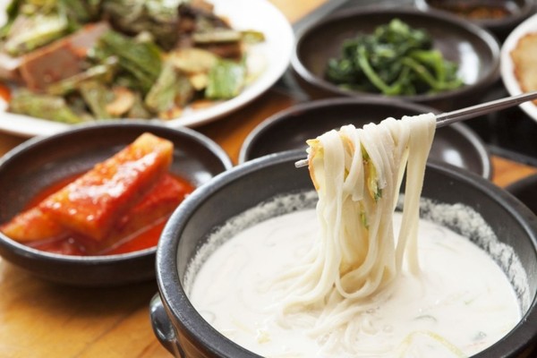 생방송 오늘저녁 오늘 방송 맛집 위치는? 황태비빔국수, 잣칼국수 맛집 소개