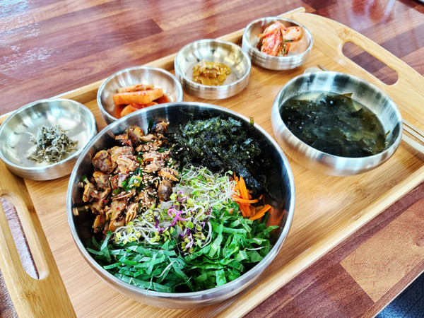 생방송 투데이 오늘 맛집은? 꼬막비빔밥, 반찬, 소곱창전골, 칼국수 맛집 소개