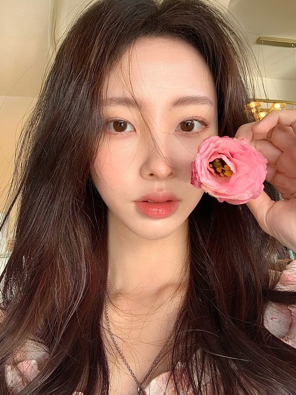 모델 이나라, 이 정도 미모였어!!...화려한 이목구비 시선 집중