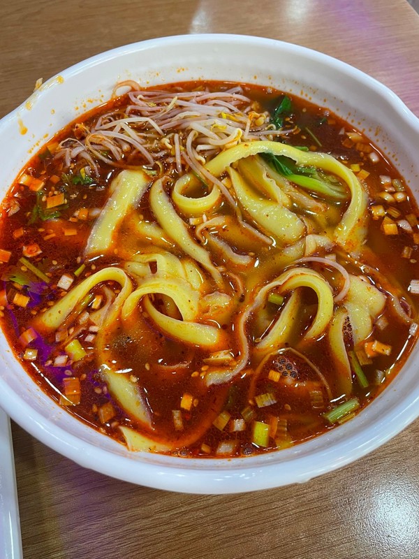 생방송 투데이 오늘 방송 맛집은? 패들보드, 도삭면 맛집 소개