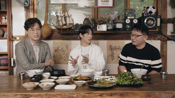 iHQ 기획 특집 금강상회 제작 색다른 한 끼 – 밥의 도시 철원, 배우 박기웅 출연