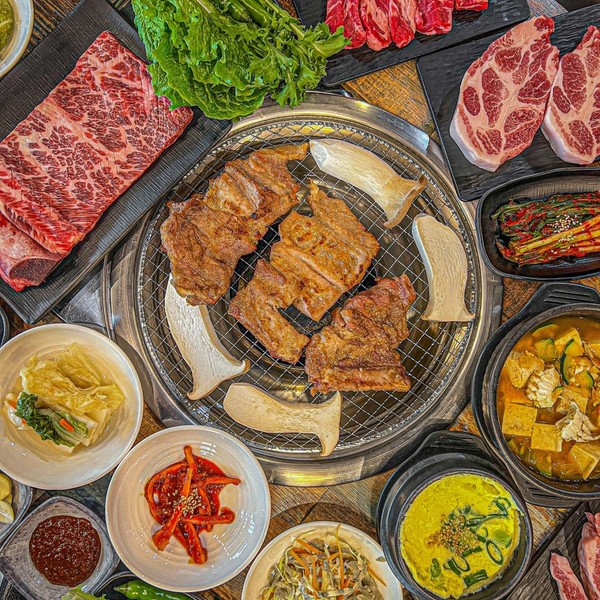 생방송 투데이 오늘 방송 맛집은? 갑오징어볶음, 항아리 돼지갈비 맛집 소개