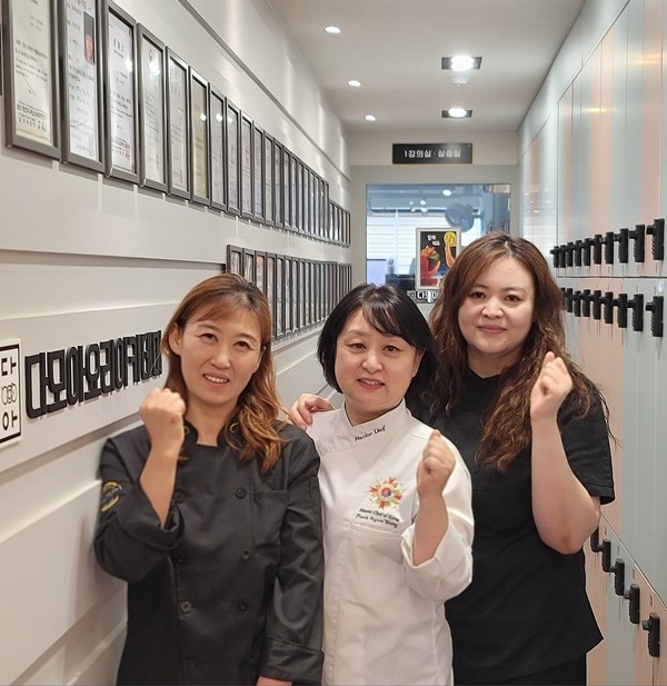 다모아요리학원, 수강생 최효선·김은영, 정기검정 1회 한식조리산업기사 원패스 합격자 배출
