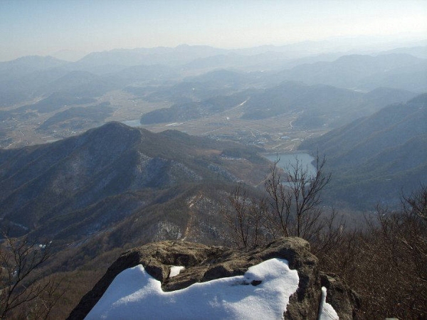 고창 벌판에 우뚝 솟은 방장산