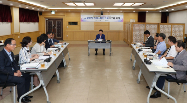 안상수 창원시장 시민단체와 소통의 시간 가져
