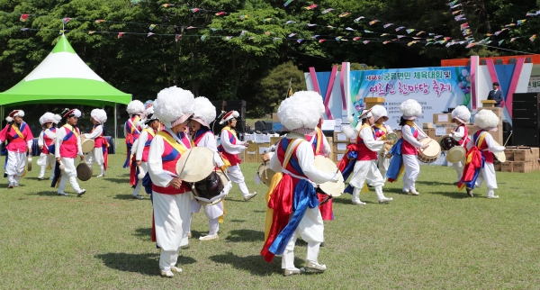 의령군 궁류면민 체육대회·어르신 한마음 축제 성황