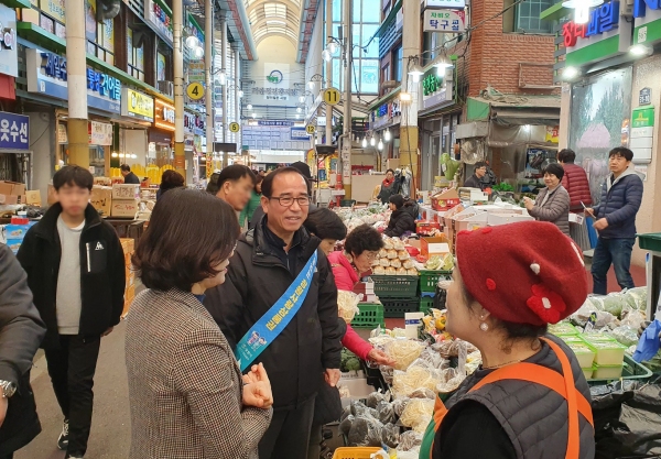 창원 차상희 성산구청장, 전통시장 상인 격려