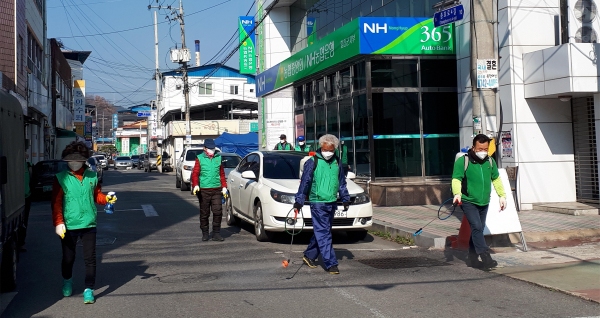 새마을지도자합천군협의회 코로나19 방역활동 펼쳐