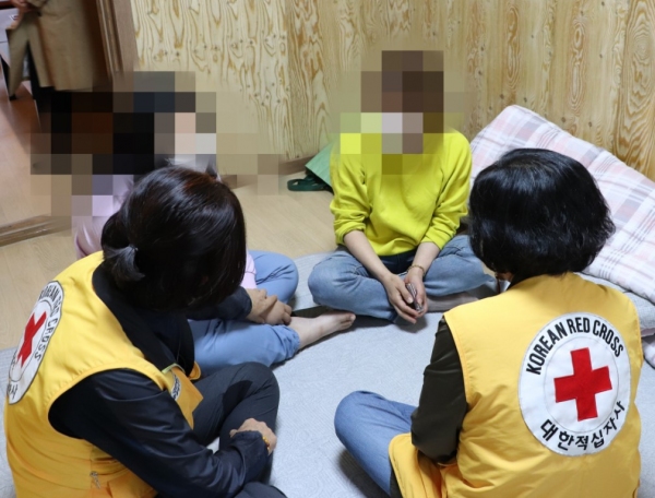 불승회유지재단 현불사·경남적십자사 긴급위기가정 지원