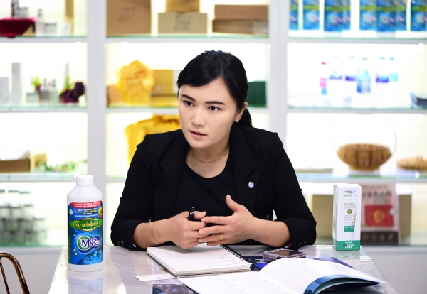 부녀 기업인 진주바이오푸드 화성용 회장·JBF 화세경 대표