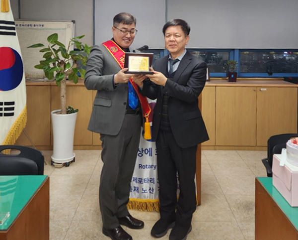 새창원로타리클럽, 창원폴리텍대학에 장학금 360만원 기부