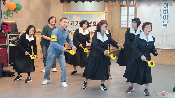 양산 통도아트센터 딱따구리 숟가락난타 동아리 재능기부