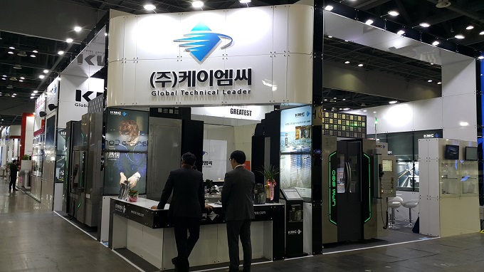 [SIMTOS 2018] 케이엠씨, 고성능 머시닝센터에 적용할 수 있는 고속가공기 출품