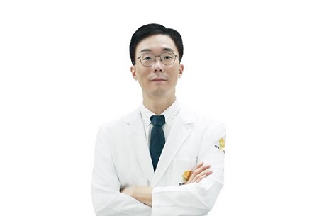 목디스크 잘못된 자세로 인해 발병...비수술 도수치료 A to Z