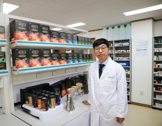 [리얼푸드]“이젠 커피도 건강하게 마셔야죠” 신현수 일동후디스 식품연구소장