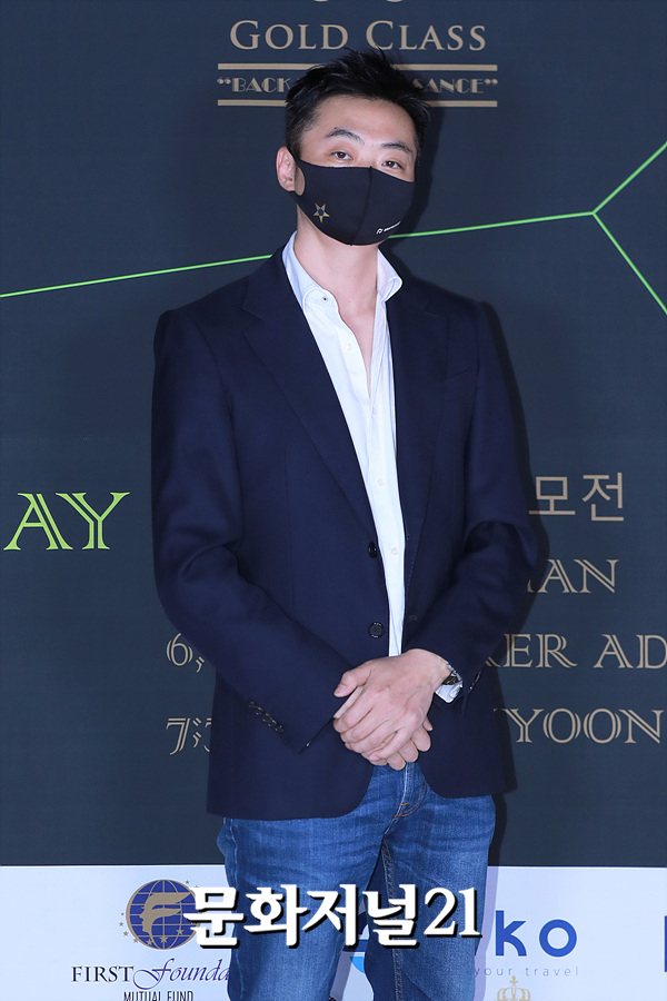 [MJ포토] 나레스트엔터 박서준 대표, 골드클래스 패션위크를 응원합니다