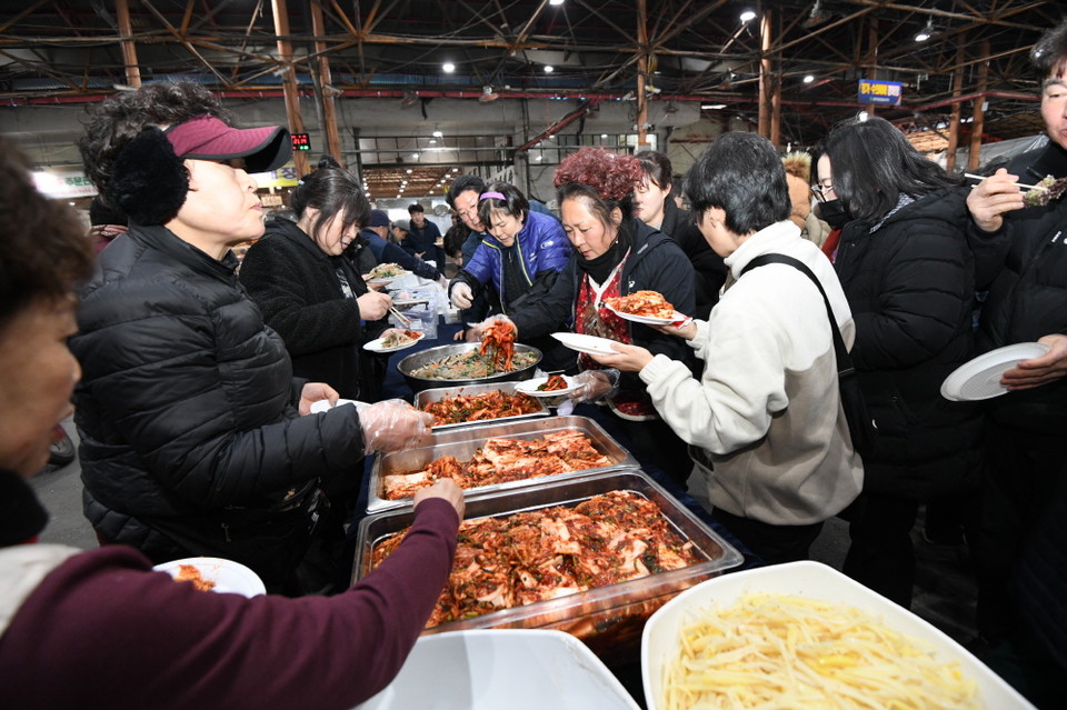 광주 무등산 사찰음식 전문점 수자타, 각화시장 상인들에게 온정 나눔
