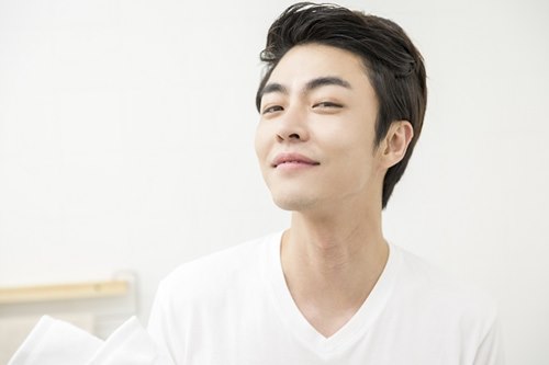헤어 왁스의 종류별 특징과 헤어스타일링 방법이 궁금하다면