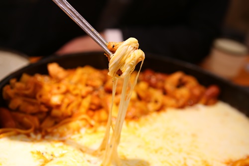 장인닭갈비, 깔끔하고 모던한 울산점 오픈 맛집대열 합류 예상