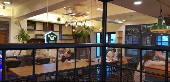 작심 스터디카페 강남역점,  학생들이 원하는 공부 분위기 선보여