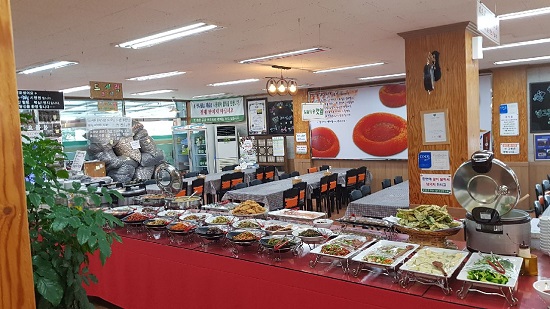 전국 최고 착한가격에 선정된 경남 산청군 산청 맛집 한식뷔페 열매랑 뿌리랑