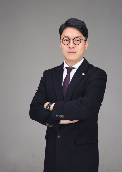 법률서비스 부문 법률사무소 그날 2018 헤럴드 고객감동 브랜드 대상 수상