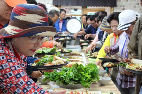 유기농 채식뷔페와 자연 삼림트레킹으로 힐링 나들이
