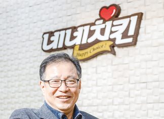 [발행인 칼럼] 봉구스 밥버거 신화와 네네치킨의 만남