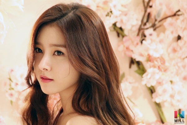 배우 김소은, 윌엔터테인먼트 재계약 체결! 깊은 신뢰 바탕