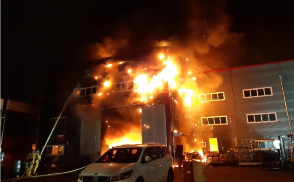 인천서부소방서, 원창동 톱날 제조공장 화재 진압
