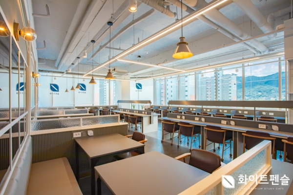 프리미엄 스터디 카페 화이트펜슬, 구서점 GRAND OPEN
