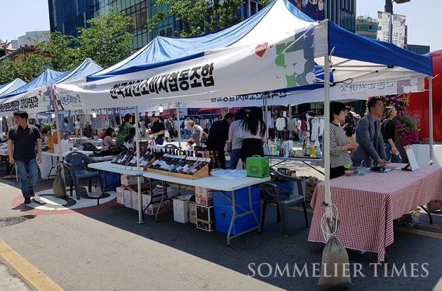 한국와인소비자협동조합 지역축제에서 지역단체와 협업, 신촌문화마켓에서 와인과 문화체험 즐겨요