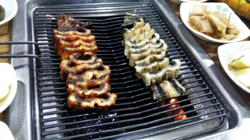 [미식산책] 국내산 장어 산지 직송받는 부산 정관 장어맛집 풍천숯불민물장어