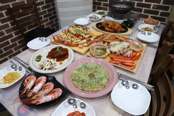 [맛가이버] 춘천·홍천 맛집 홍게좋은날, 가성비 좋은 홍게무한리필과 대게세트 판매 중