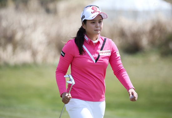 [KLPGA] 롯데렌터카 여자오픈, 첫날 최혜진 4언더파 공동 5위 경기에 만족한다