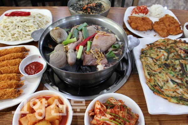 바다 맛에 풍덩 빠진 쫄깃한 면발